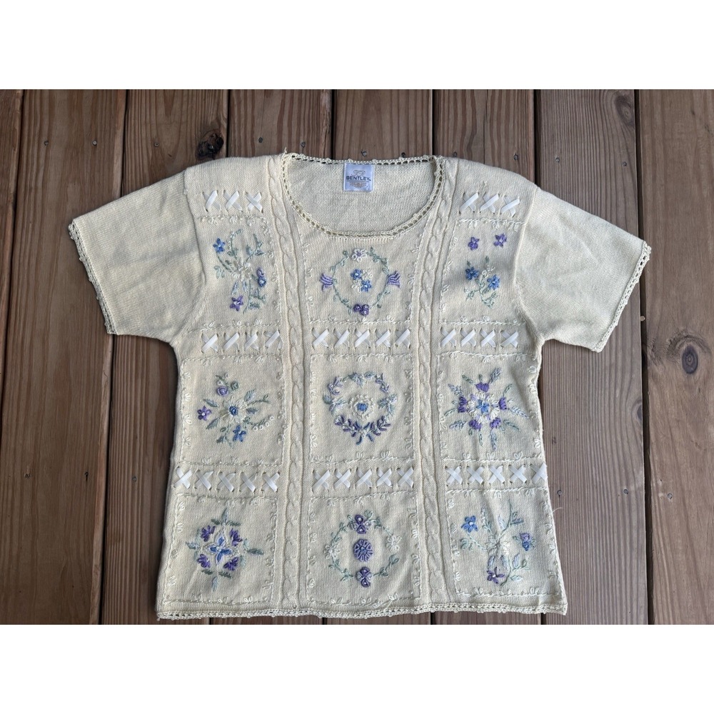 Vintage 90s Bentley Knit Blouse Butter Yellow Floral Embroidered Medium Cottage